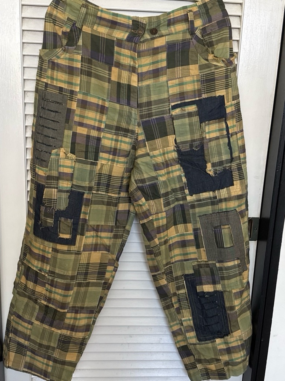 Paper Lace Patchwork Plaid Cropped Cargo Pants in Olive and Navy